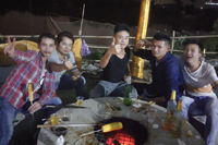 圣元電器伙伴齊聚燒烤咯！